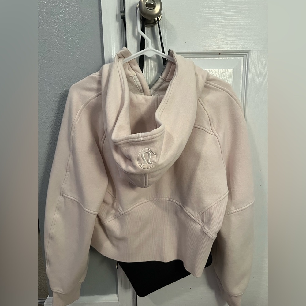 NWOT HOODED SCUBA HALF ZIP